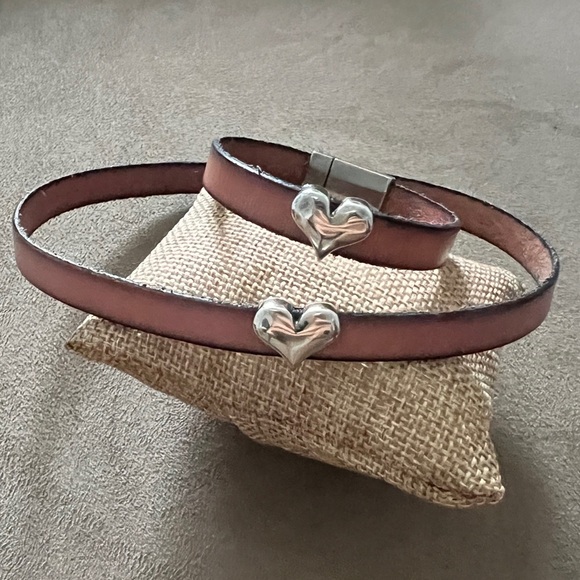 Leather & silver plated necklace & bracelet set - Picture 2 of 6